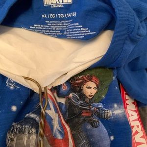 Boys Marvel T-shirt New with tag!